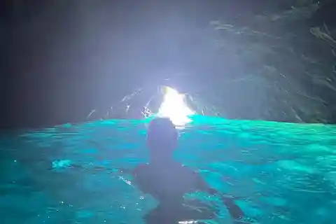 3 islands: Cave dive, Cliffs bay, B.Lagoon, beach swing