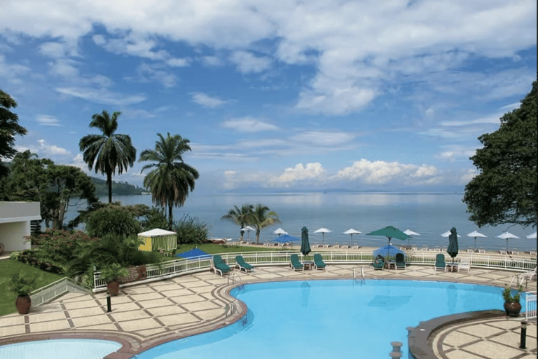 从基加利出发：| 缩放野生动物园 | 基伍湖 2 日乘船观光