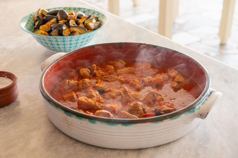 Greek Cooking Class with a Local Chef, Wine, & Meal in Drios Drios: Greek Cooking Class with a Chef, Wine, and Meal
