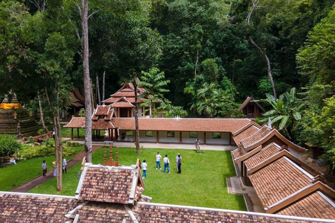 Chiang Mai: Doi Suthep Sunset & Hidden Temple with Guide
