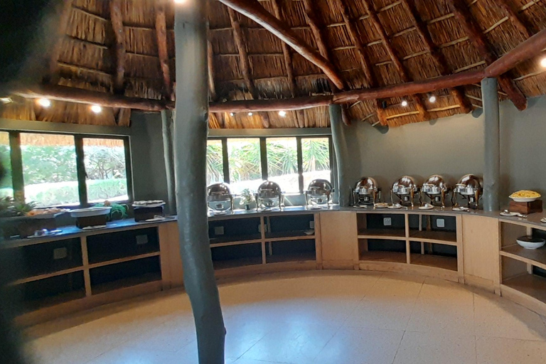 Cape Town Aquilla big sunset safari With transport & food aquila sunset bestseller