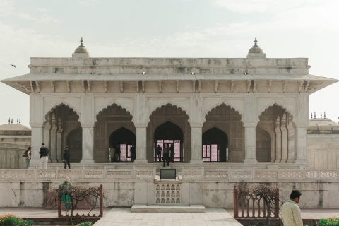 Skip-The-Line Taj Mahal Sonnenaufgang & Agra Fort Private TourPrivates AC Auto + Fahrer + Reiseführer