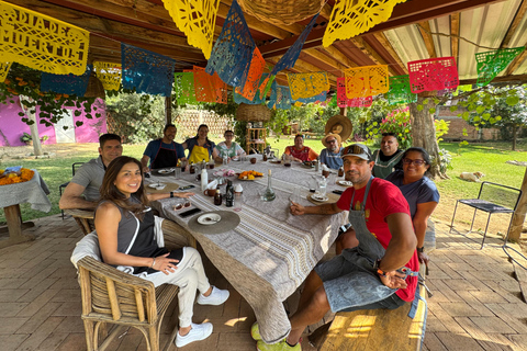 Oaxaca: Cooking Class with Market Tour and Mezcal Tasting