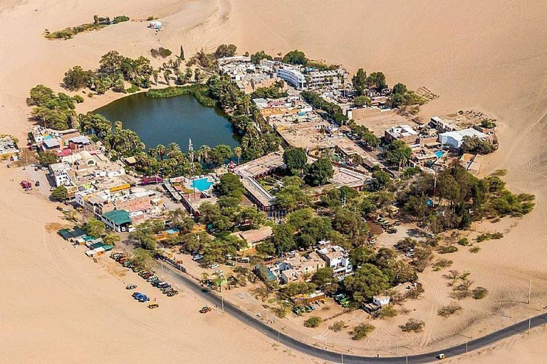 Depuis Lima : Ica et Nazca Huacachina + vins + survol
