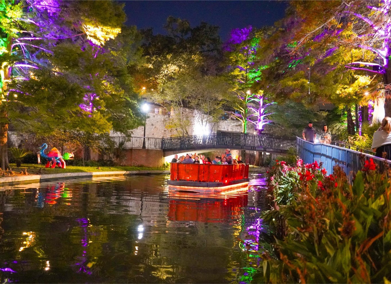 San Antonio: Førsteklasses køretur om aftenen med bådtur på floden
