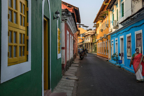 Lyxig Goa flygtransfer: Prisvärd och bekvämFlygtransfer från: Goa stad till Goa flygplats (Dabolim)