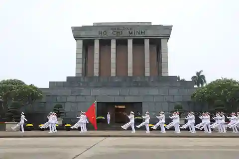 Explore Hanoi City Tour Half Day - Morning