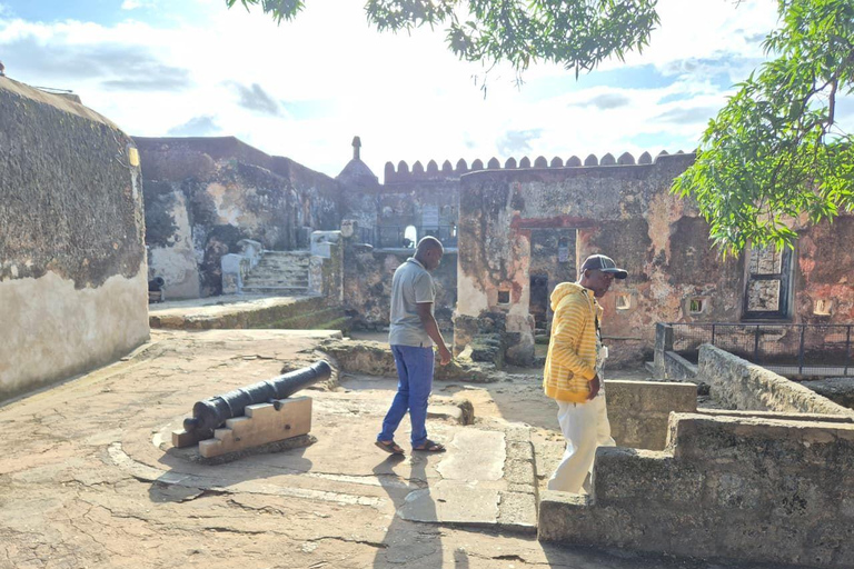 Mombasa Fort Jesus, Old Town & Market Walking Tour