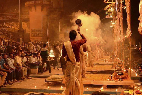 Excursão noturna a Varanasi saindo de Mumbai com voo de volta02 dias, excursão exclusiva com acomodação em hotel 04 estrelas.