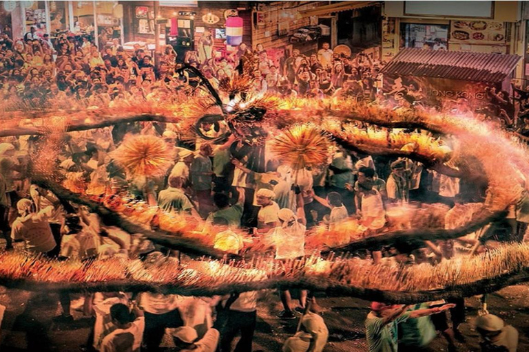 Hong Kong: Fire Dragon Dance Night with VIP seat and dim sum