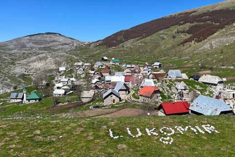 From Sarajevo: Hiking Tour to Lukomir Village From Sarajevo: Private hiking tour to Lukomir Village