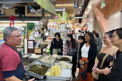 Naha Makishi Public Market : Sushi making experience English guided guide