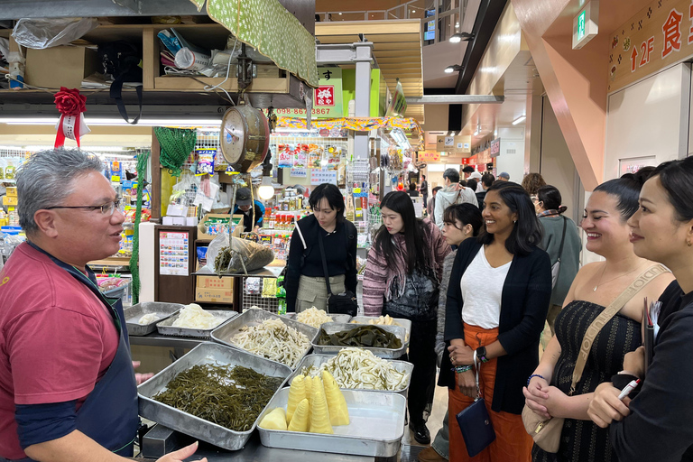 Naha Makishi Public Market : Sushi making experience English guided guide