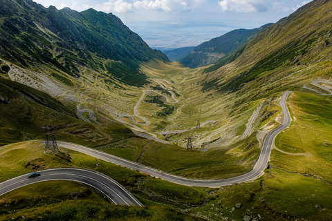 Bucharest: Transfăgărășan Road ,Bâlea Lake & Vidraru dam smal group