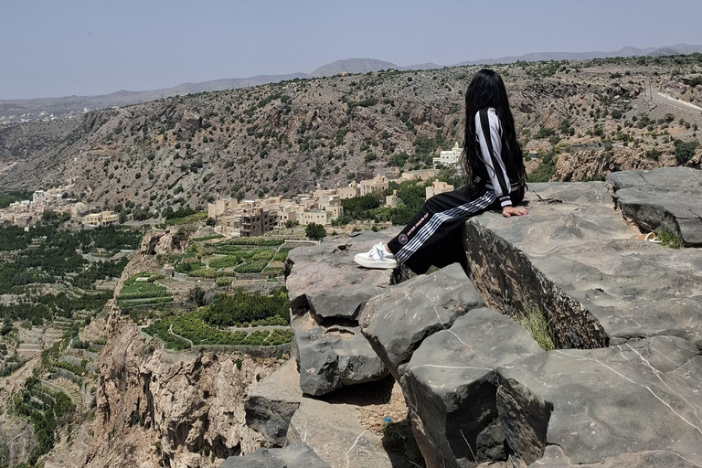 Shared Tour: Nizwa Fort, Souq, Birkat Al Mouz & Jebel Akhdar