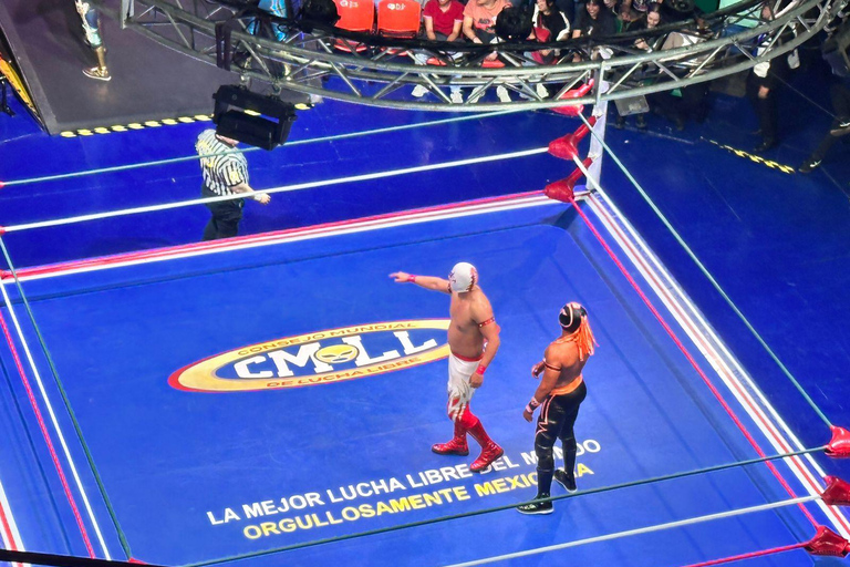 Lucha Libre nights in the Colosseum arena Fighting nights in the Colosseum arena