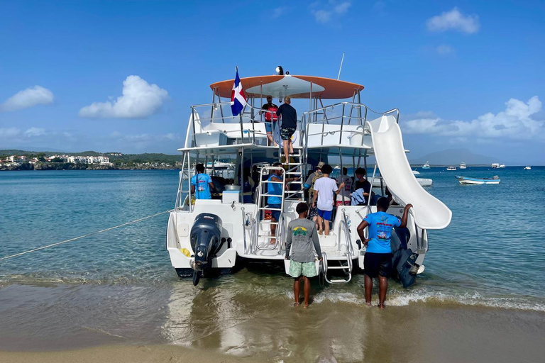 Puerto Plata: party boat with snorkeling, buffet, and tropical drinks