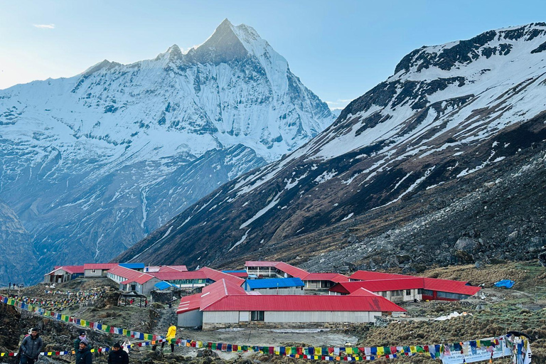 Kathmandu: Hunga Valley Everest Trekking Tour with Locals