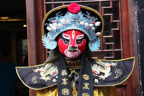 成都熊猫基地和乐山大佛之旅