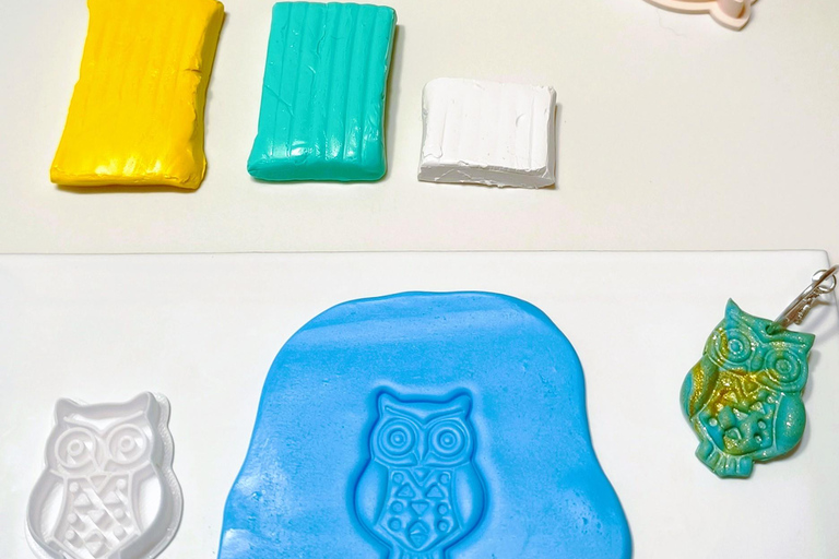 Athens: Jewelry-Making Workshop with Drink