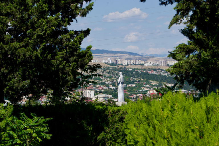 Tbilisi: excursão guiada de meio dia com 12 degustações de alimentos e bebidasTOUR PARTICULAR