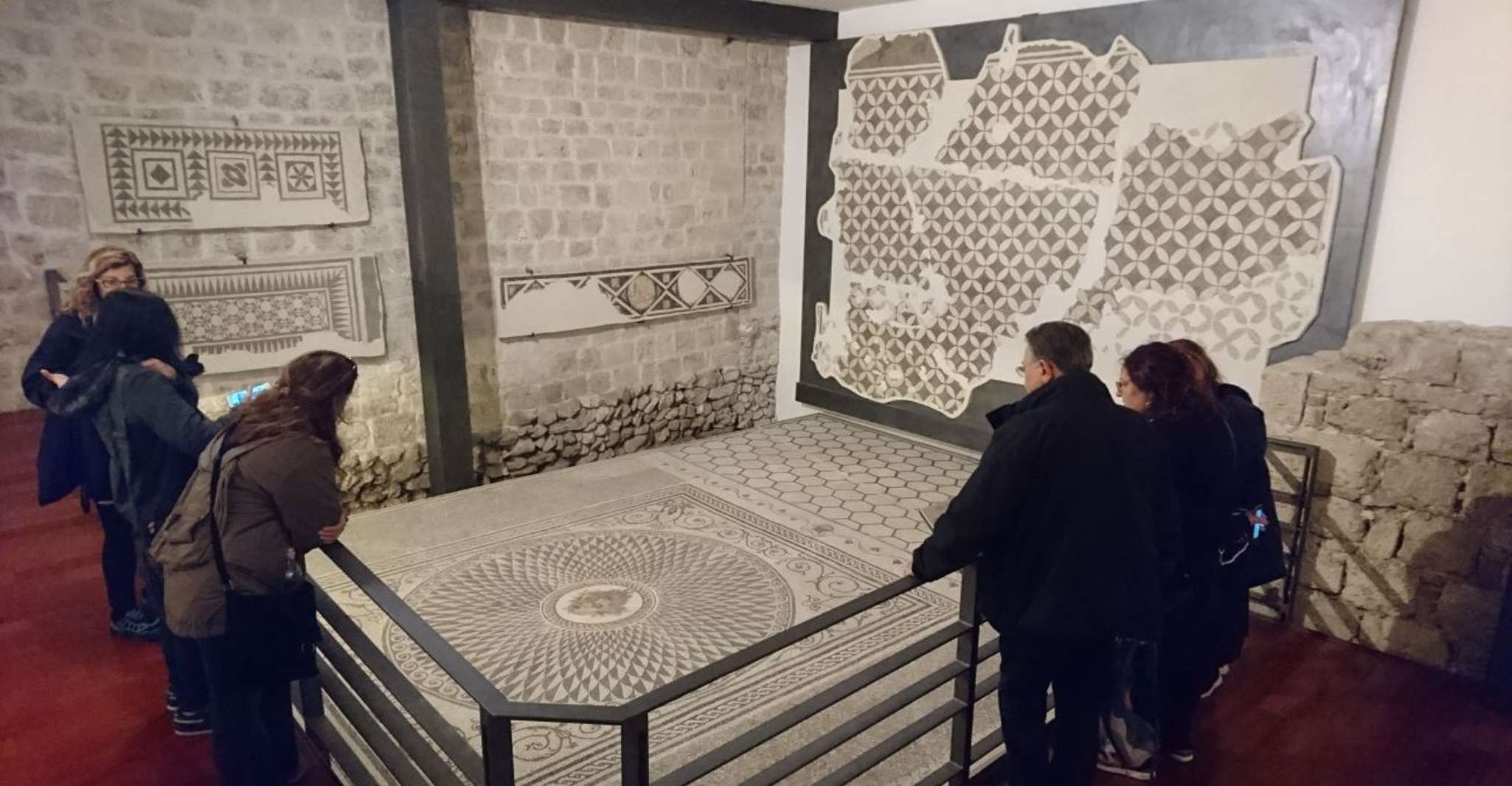 Ascoli Piceno, Visite pédestre du quartier médiéval - Hizvo