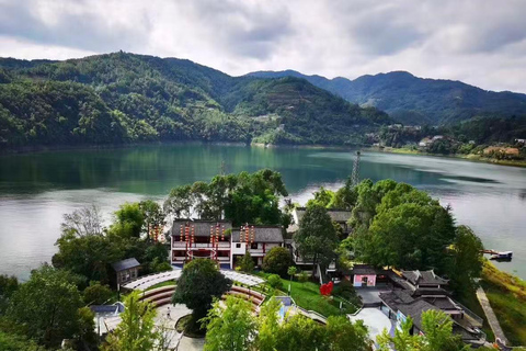 Shaanxi: Yinghu Lake Entry Ticket with Boat Ride Admission Ticket + Boat Ticket