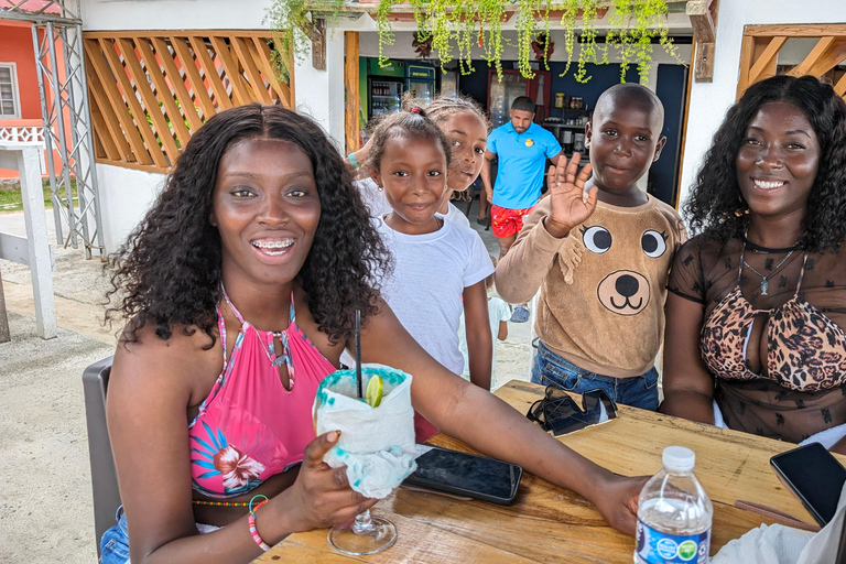 Panama: 1 night and 2-Days in a Caribbean Island Beach House Panama City:2-Days Portobelo and Caribbean Island Tour