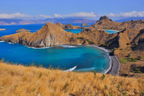 Eiland Komodo: 3-daagse privétour met boot & hotelAvontuur zonder vluchten