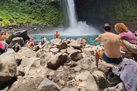La Fortuna: Visit a Waterfall and Ride an ATV with Breakfast from San Jose La Fortuna: Visit a Waterfall and Drive an ATV with Breakfast from San Jose