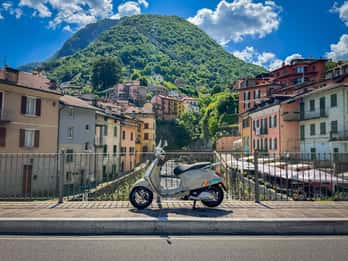 Озеро Комо: аренда Vespa на весь день и шезлонги в пляжном клубе