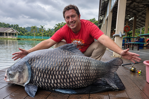 Kuala Lumpur: Giant Freshwater Fishing with Hotel Transfer