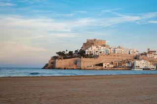 Peñíscola: Walking Tour with Papa Luna Castle Entry