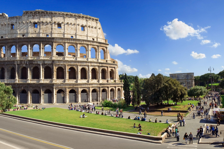 Roma: Visita a la Arena del Coliseo, el Foro Romano y el PalatinoExcursión Arena Express con Foro Romano en español