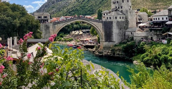 From Makarska: Small-Group Mostar & Kravice Day Trip
