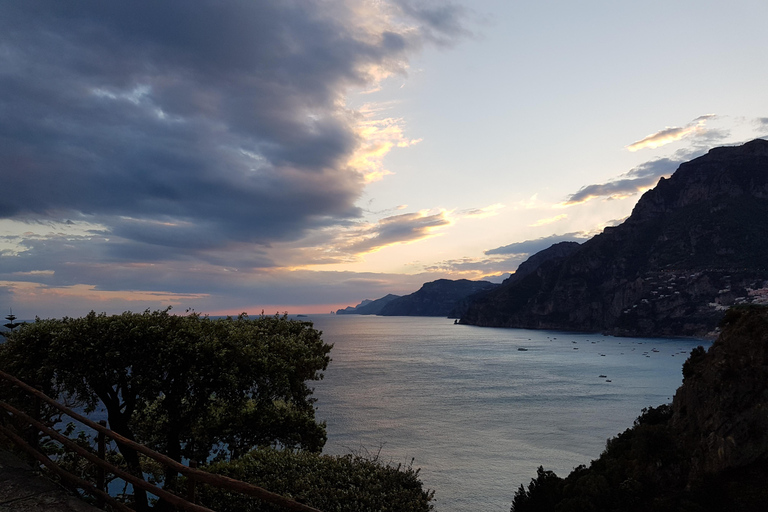 Sorrento: Wybrzeże Amalfi: całodniowa wycieczka w małej grupie