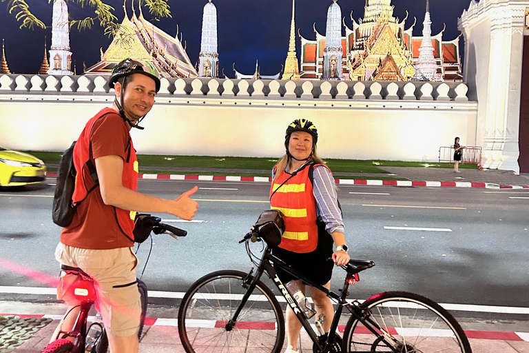 Bangkok: Ontdek de mystieke schoonheid van Bangkok bij nacht