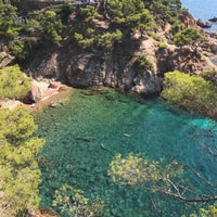 Walking Costa Brava Coves, Beaches & Famous Fishing Village - Housity