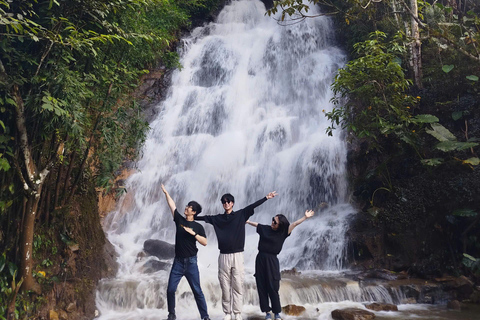 Sa Pa: Cat Cat Village Tour to Visit the Hmong People