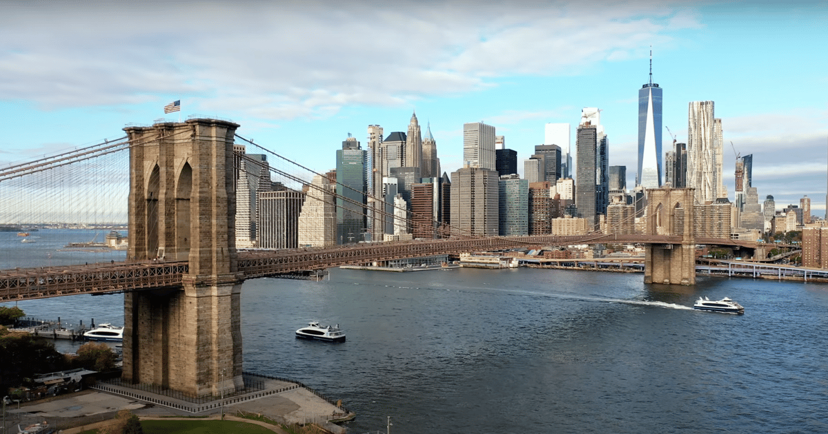 Vanuit Manhattan: 5-uur durende bustour door Bronx, Queens en Brooklyn