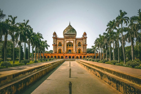 Delhi: Private Full Day City Tour Of Old And New Delhi Half day old delhi tour with Car + Guide + Tickets to entry