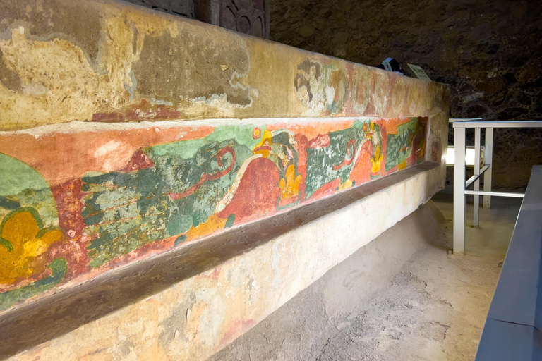 From CDMX: tour to Tula and Teotihuacan.