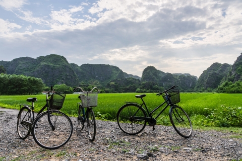 Ab Hanoi: Hoa Lu, Tam Coc und Mua-Höhle - Tagestour
