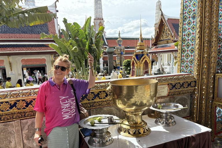 Bangkok: Floating & Railway Markets & Grand Palace Tour Hotel Pick-Up (Tour ends at Grand Palace)