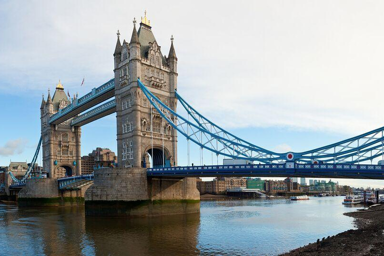 London: Vintage Bus Tour and London Eye Ticket