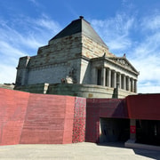 Private: Explore Melbourne CBD & Brighton Beach Boxes.