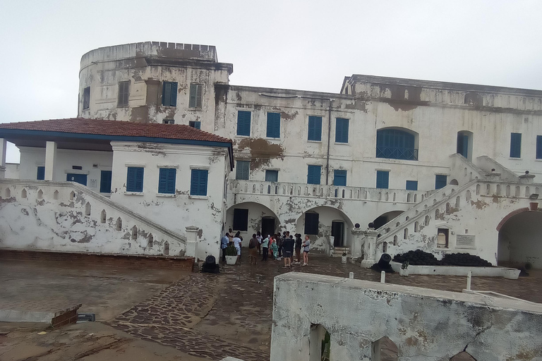 Accra: Forts, Castles, Slave Market, and Fish Market Tour Accra: Fort, Castles, and Slave Market in Accra