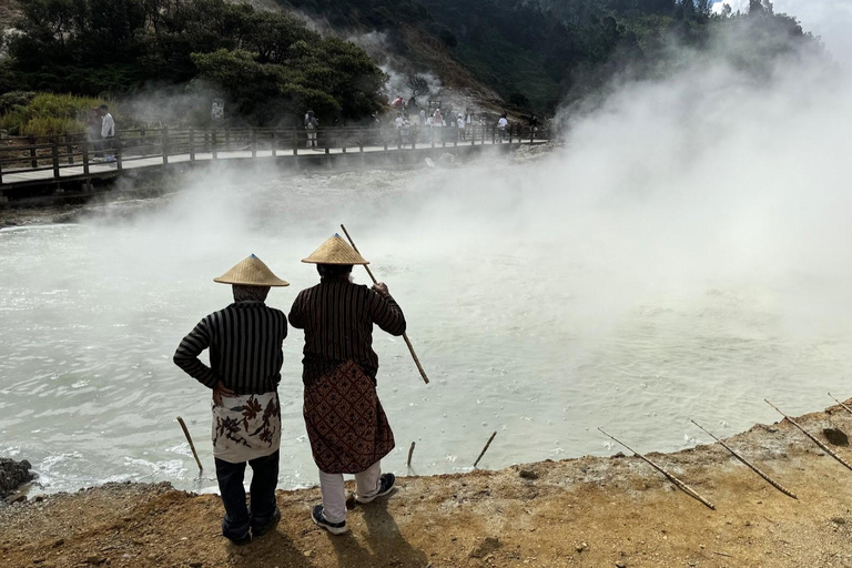 From Yogyakarta: Dieng Tour, Golden Sunrise &amp; Tea Plantation