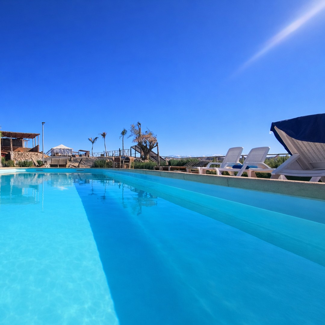 Overnight in agafay desert with dinner and traditional show