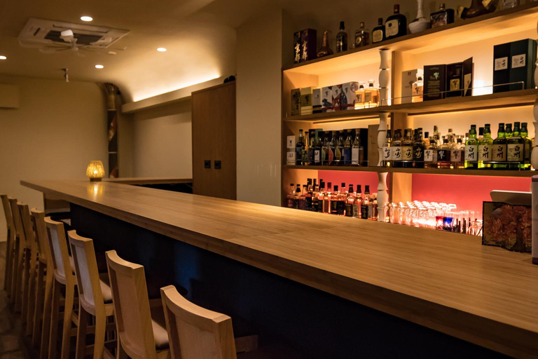 Kyoto: Ponto-cho Sake and Japanese Whiskey Tasting Tour